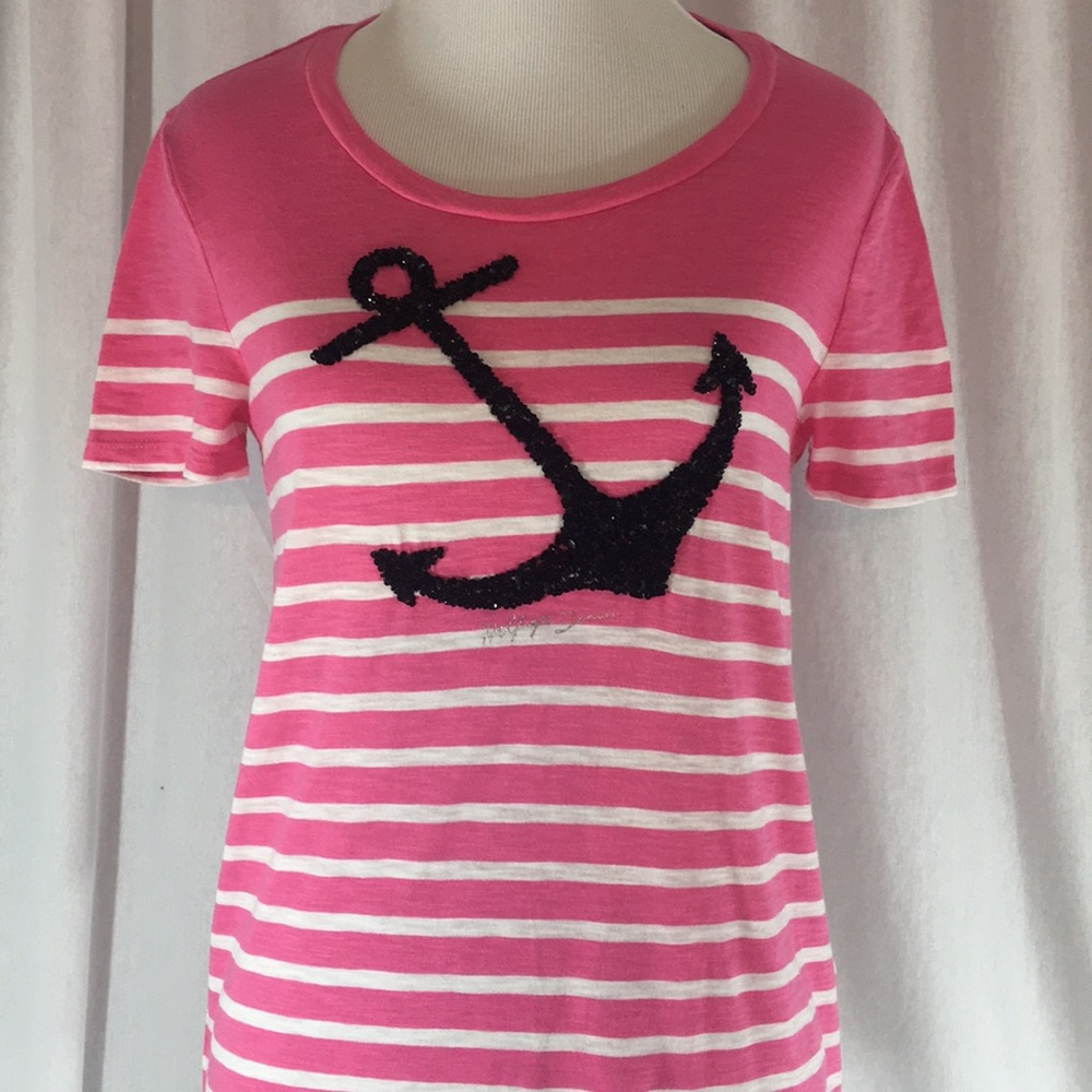 Tommy Hilfiger tee shirt